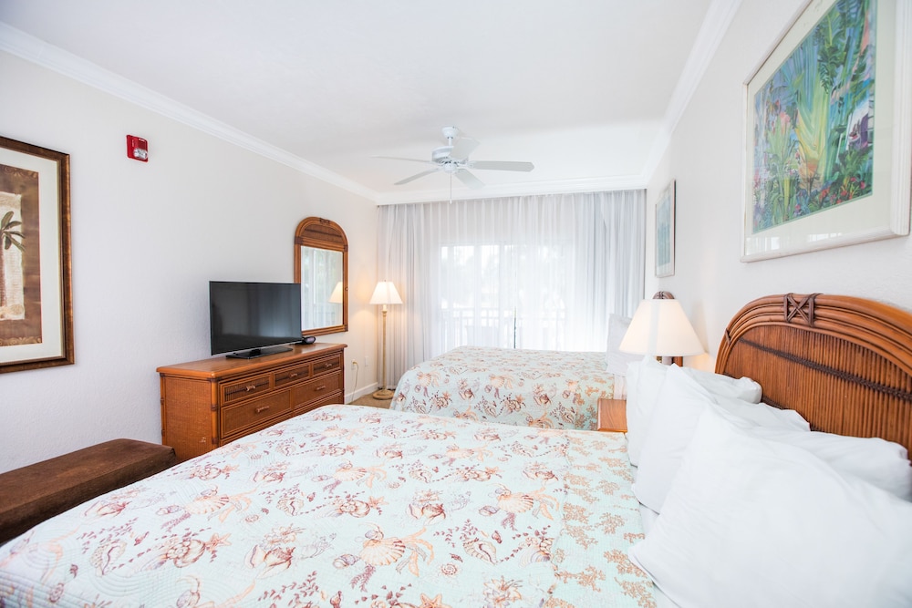 Tween Waters Inn 34/72