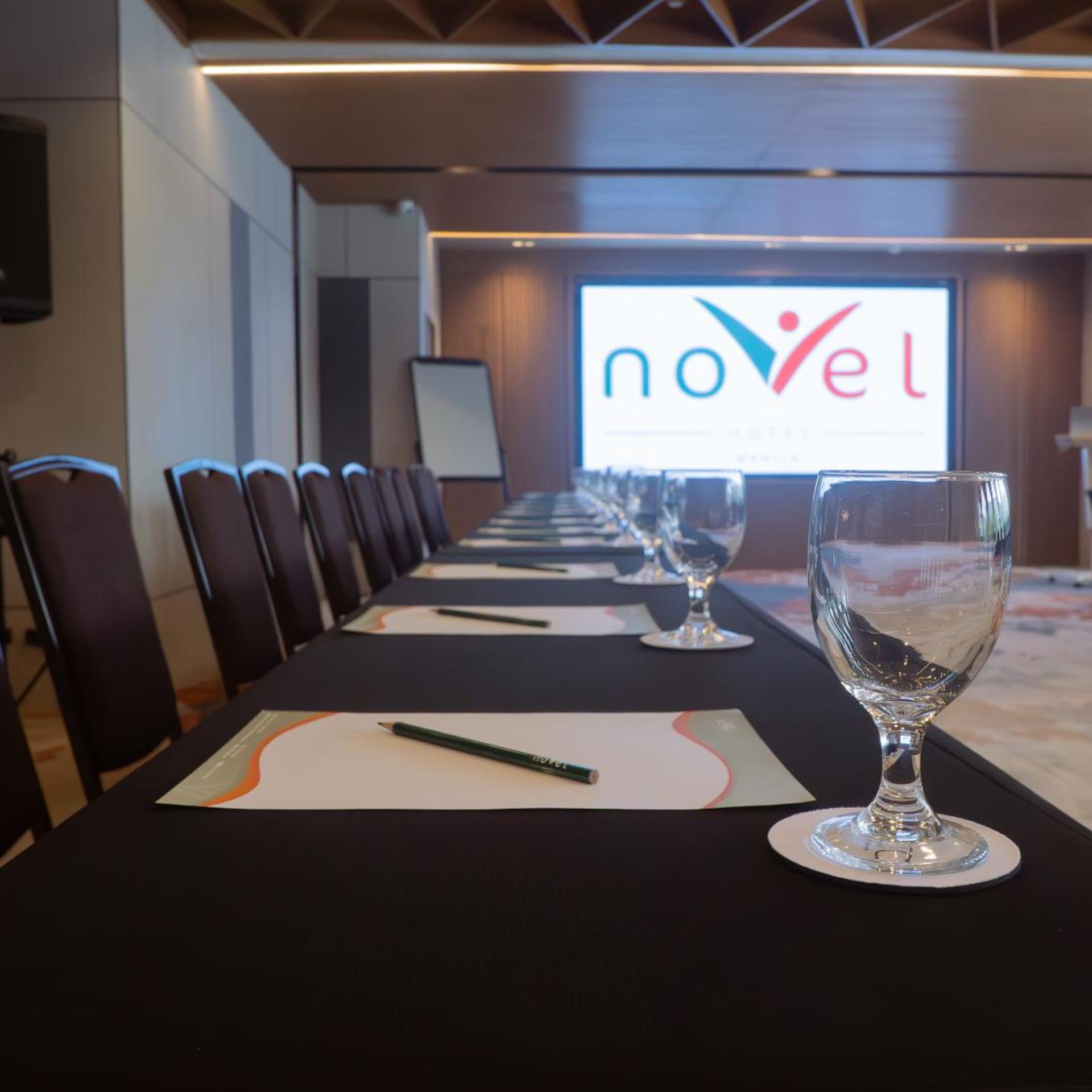 Novel Hotel Manila 38/50