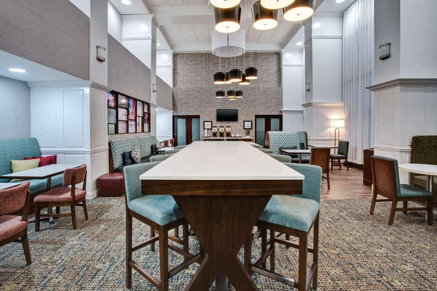 restaurant cafeteria
