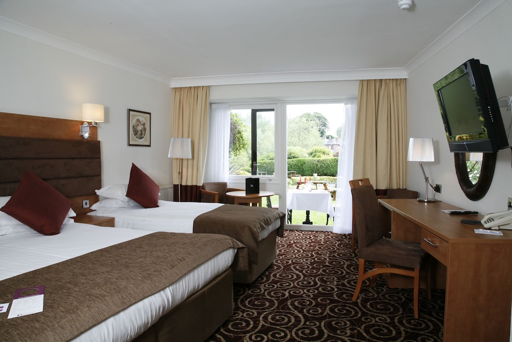 Legacy Rose And Crown Hotel 17/59