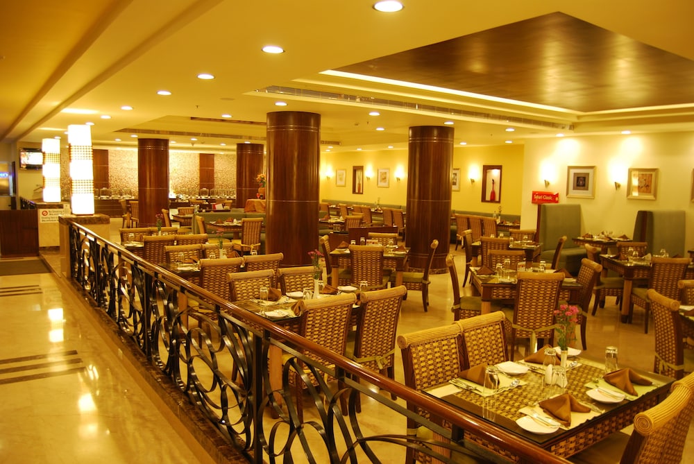 Gokulam Park Sabari Omr Hotel 24/33