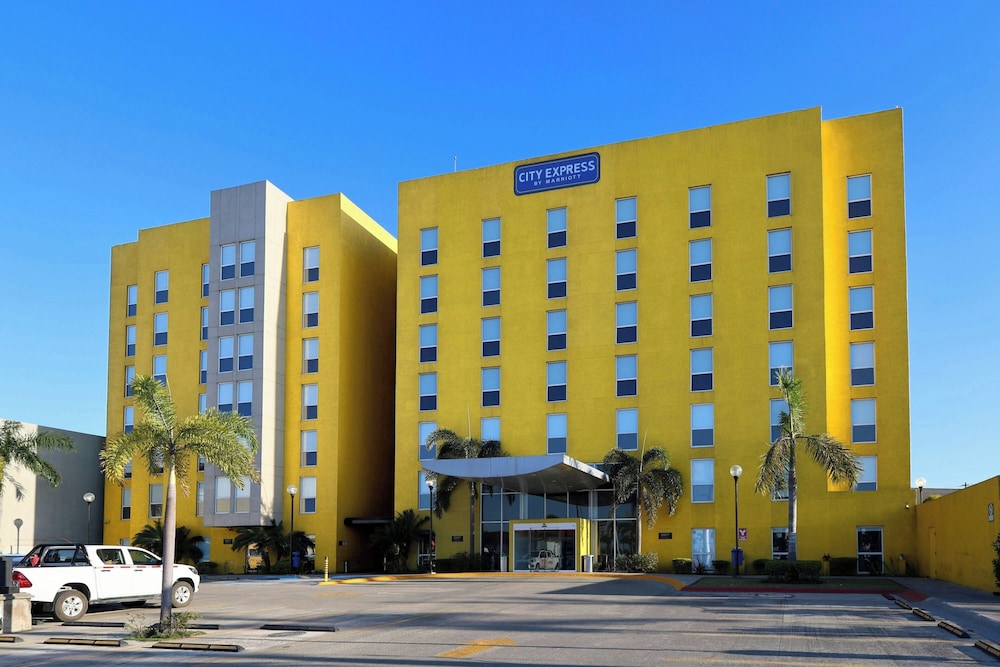 City Express by Marriott Tampico Altamira 7/60