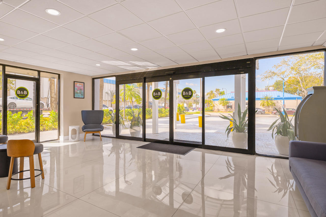 B&B Hotel Miami Airport 33/58