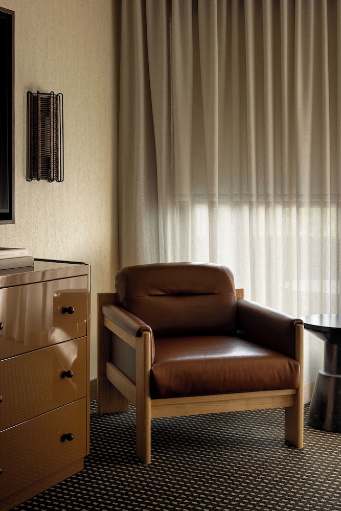 The Kenrick Hotel 29/49