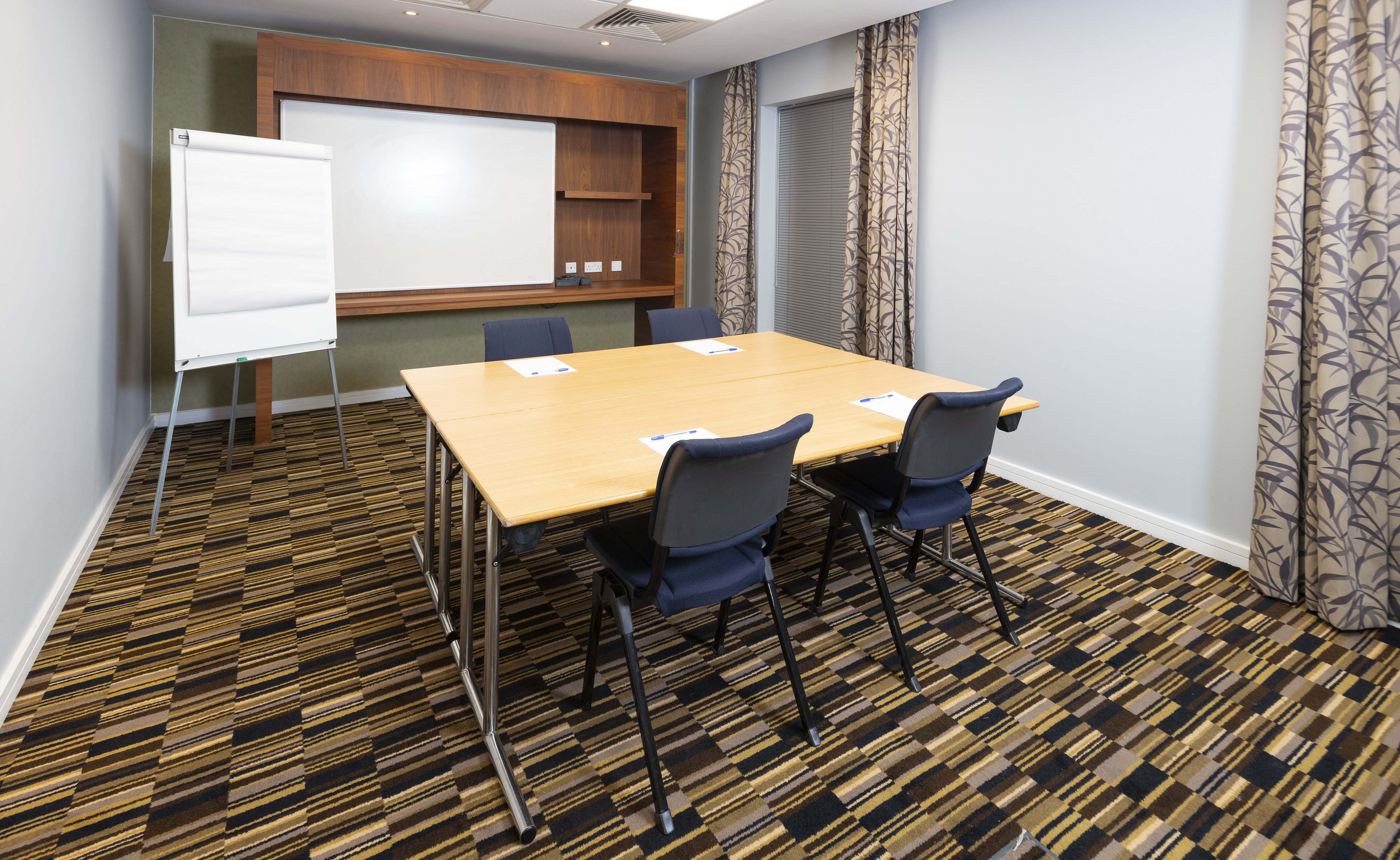 Holiday Inn Express Stevenage 63/66
