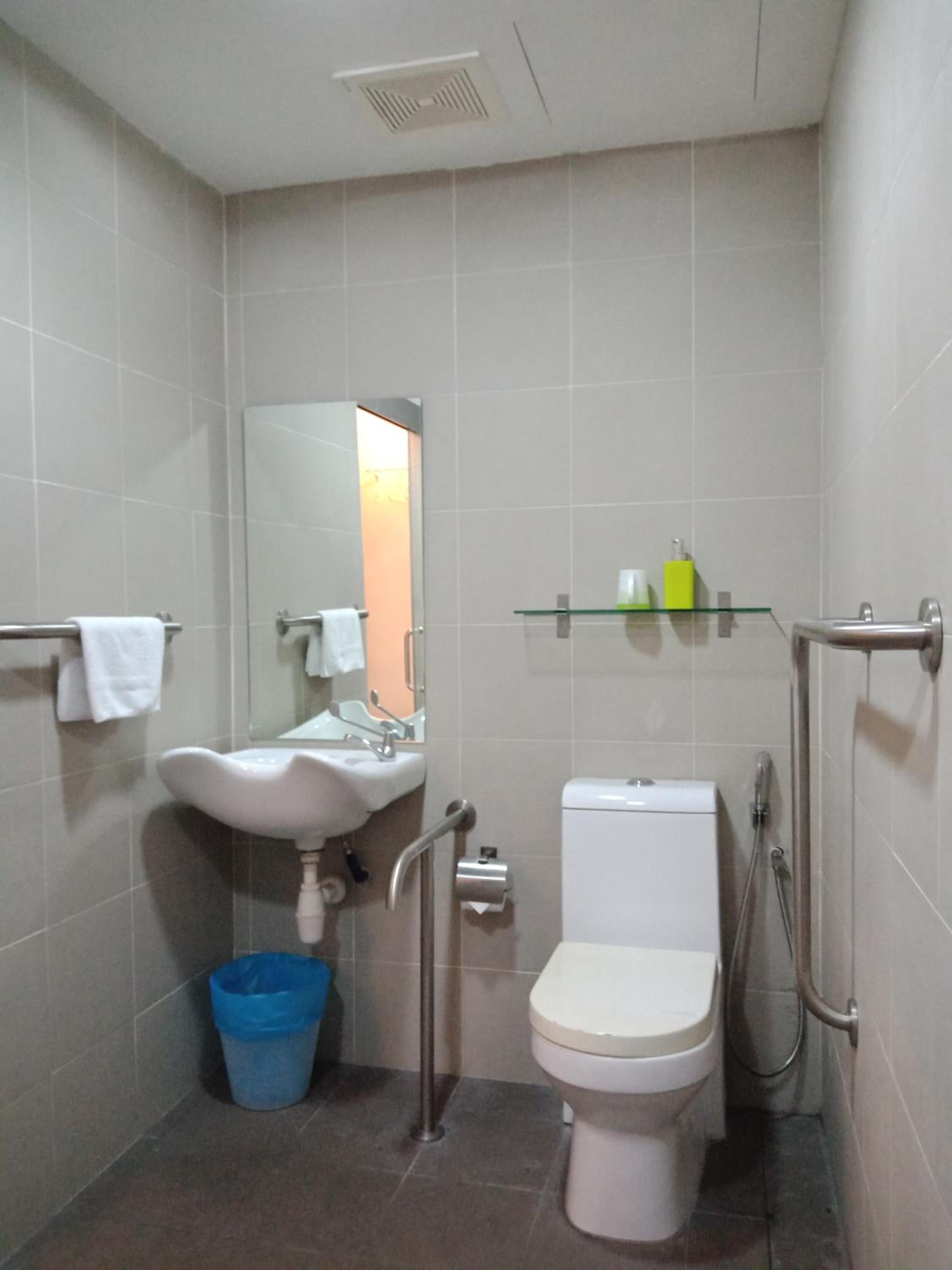 Pod, Double Bed, Accessible