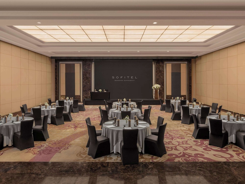 Sofitel Bangkok Sukhumvit Hotel 68/78