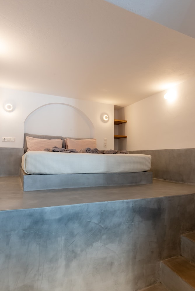 Ixthioessa Hotel 23/53