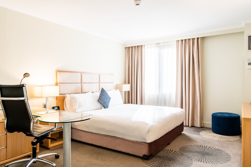 Holiday Inn Parramatta 22/76