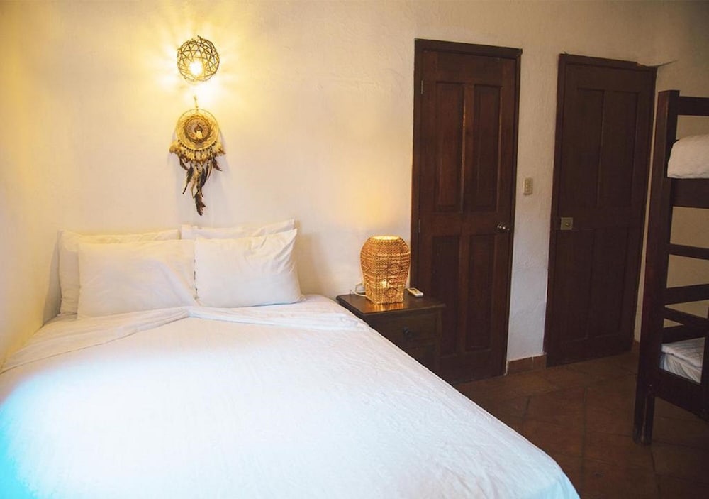 Marbella Eco Lodge 4/100