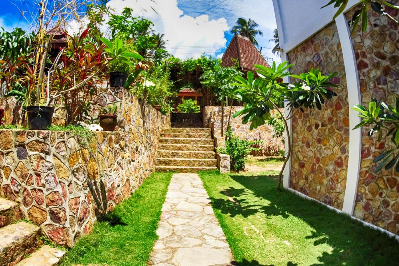 Ayu Hotel Karimunjawa 36/50