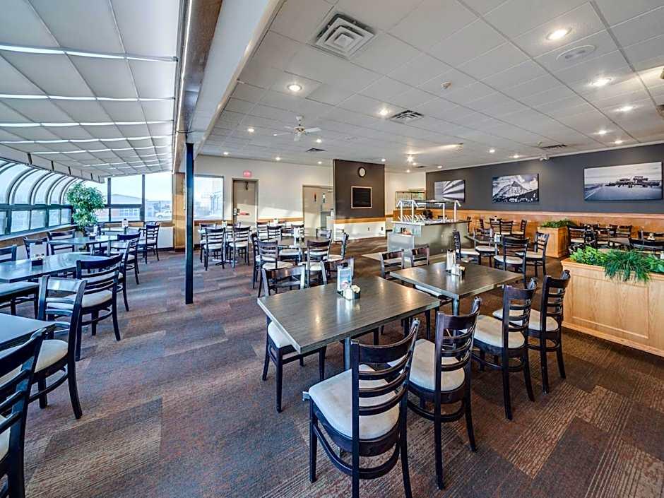Heritage Inn Hotel & Convention Centre 18/24