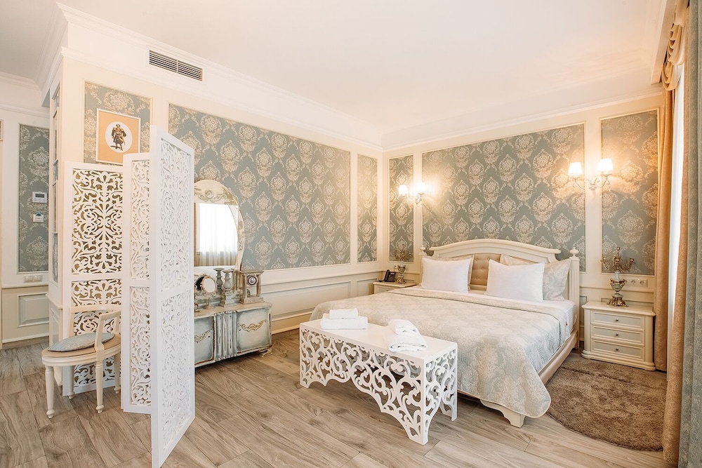 Aivani Old Tbilisi 25/70