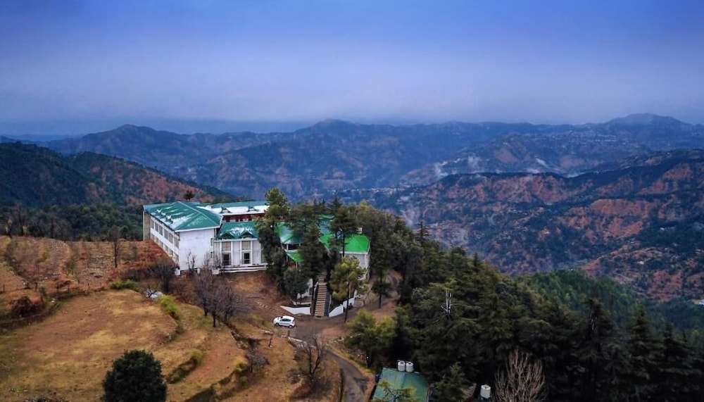 CHAIL VILLAS HOTEL 46/50