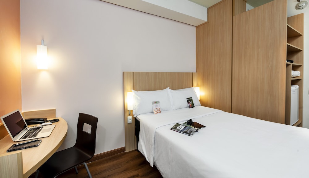 Ibis Ourinhos 22/62