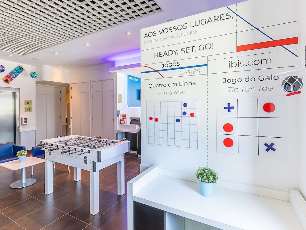 Ibis Budget Porto Gaia 12/50