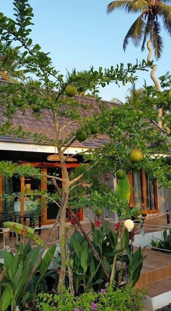 Ruean Thai Nai Bang By Pansak Resort 64/66