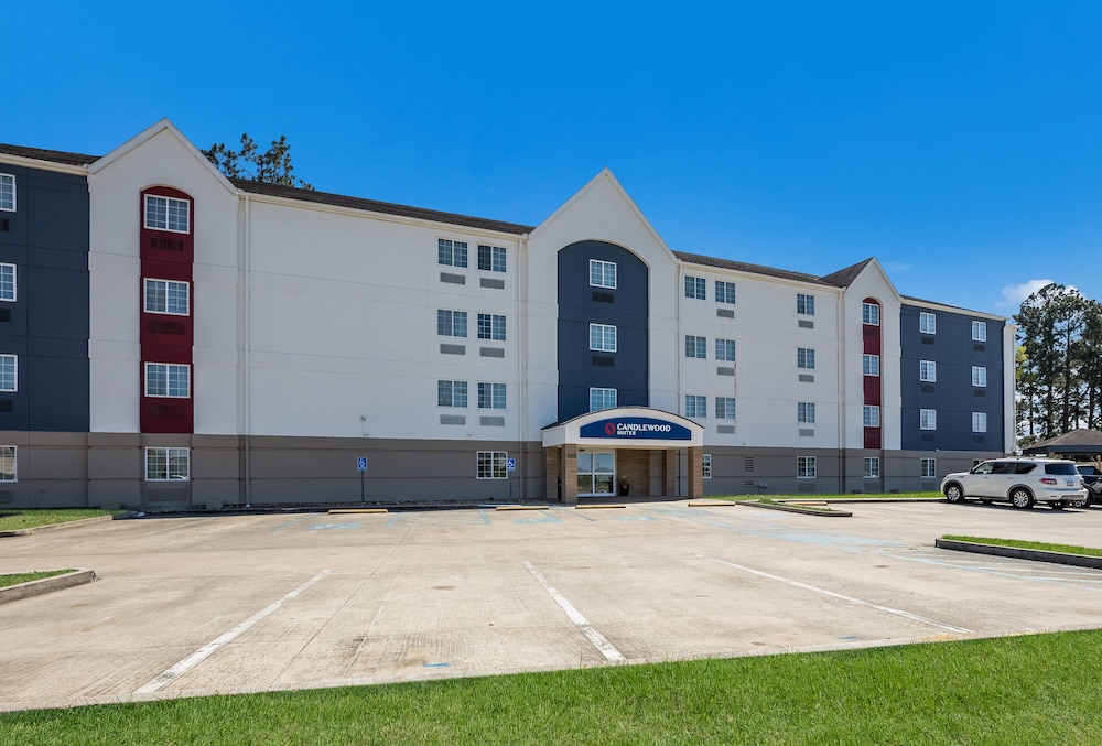 Candlewood Suites Lafayette- River Ranch 49/58