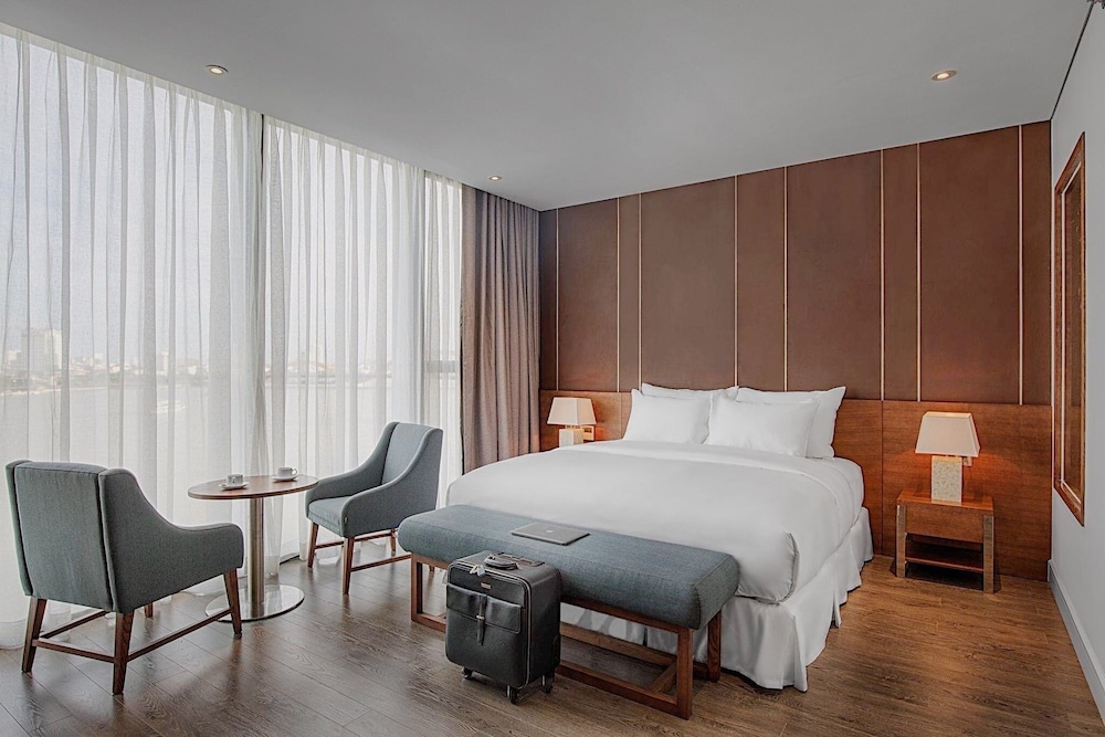 Avora Hotel 19/59