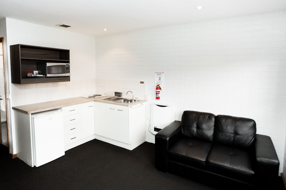Bay Hotel Apartments 3/48