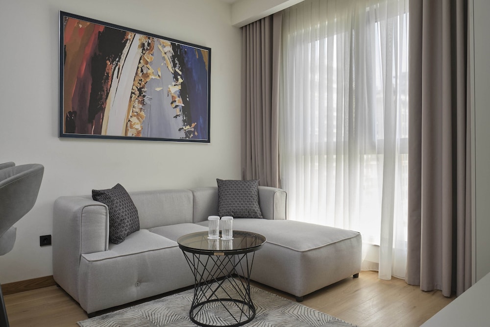 Stylo Residence & Suites 50/66