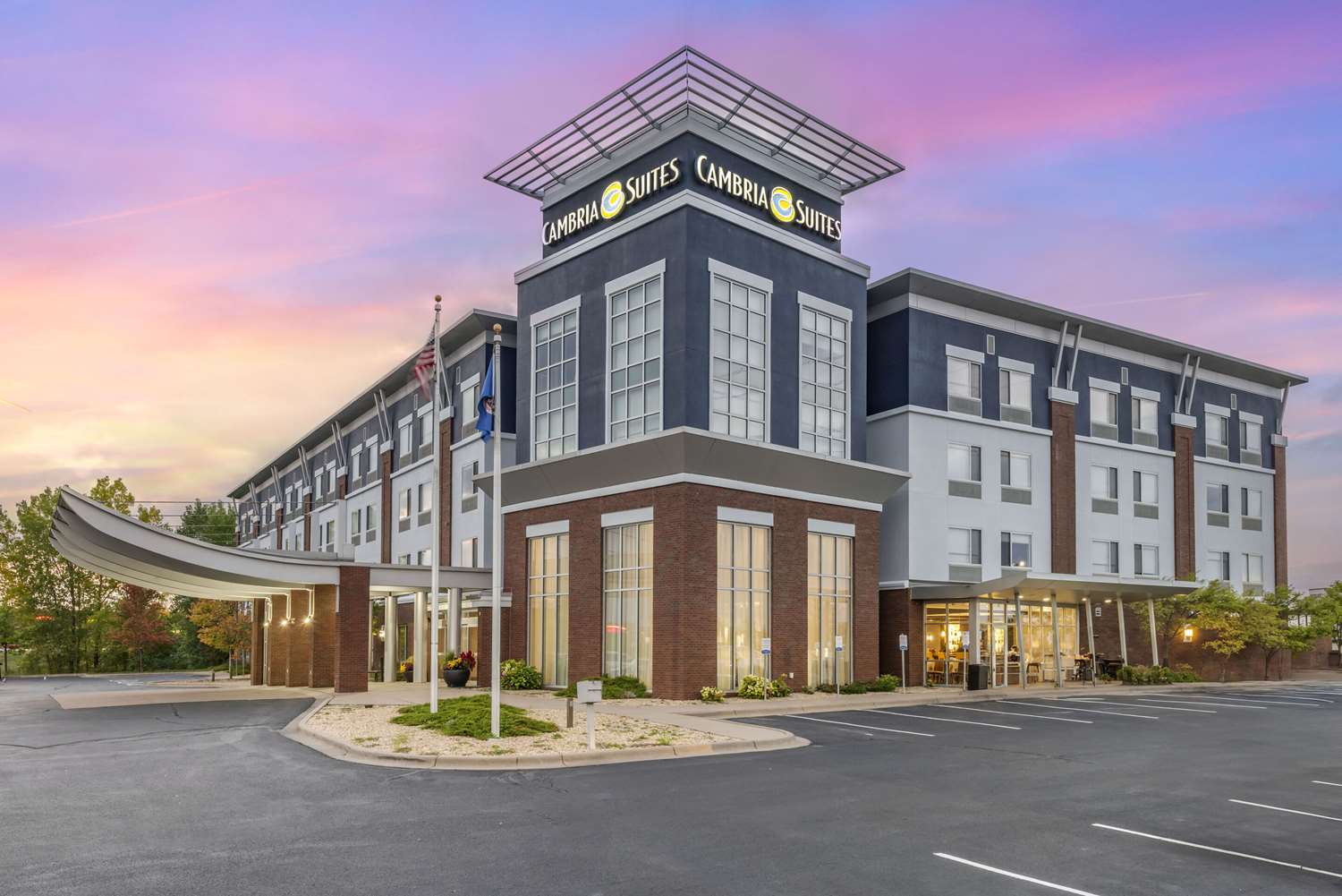 Cambria Hotel Minneapolis Maple Grove 21/23