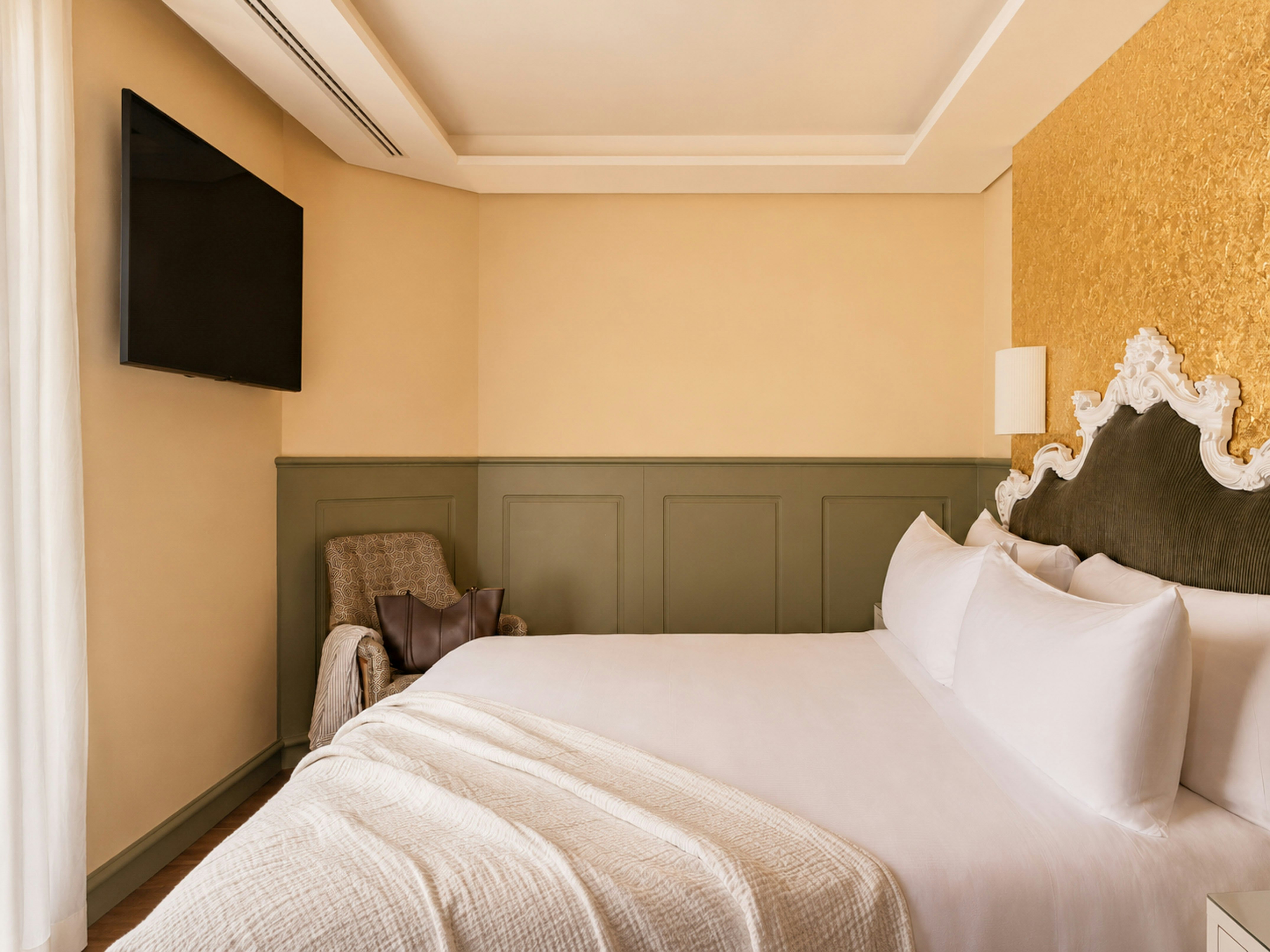 Red Level, Junior Suite