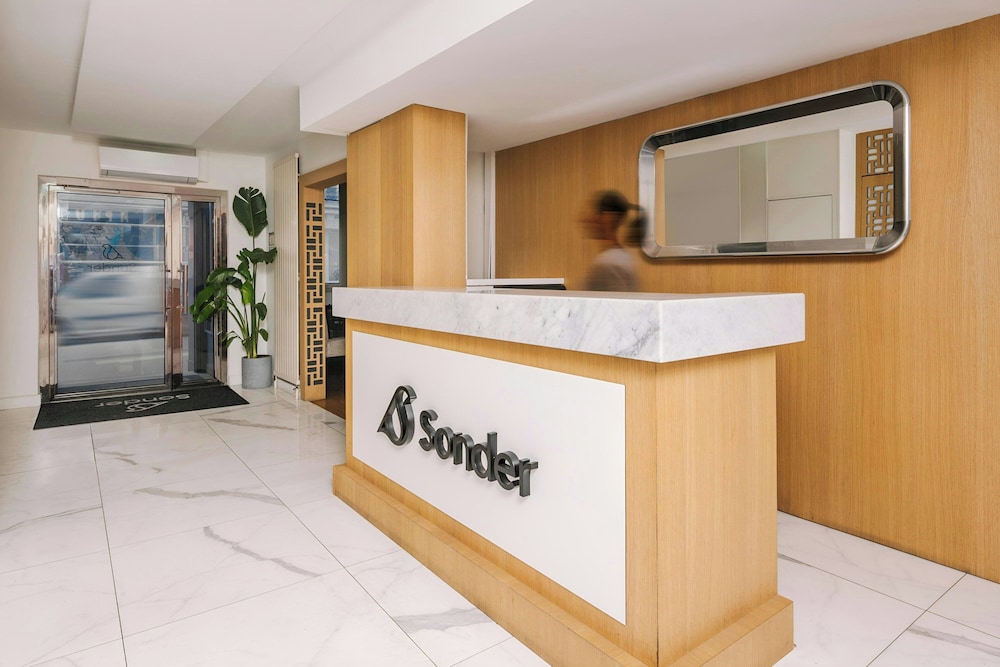 Sonder Le Frochot 7/50