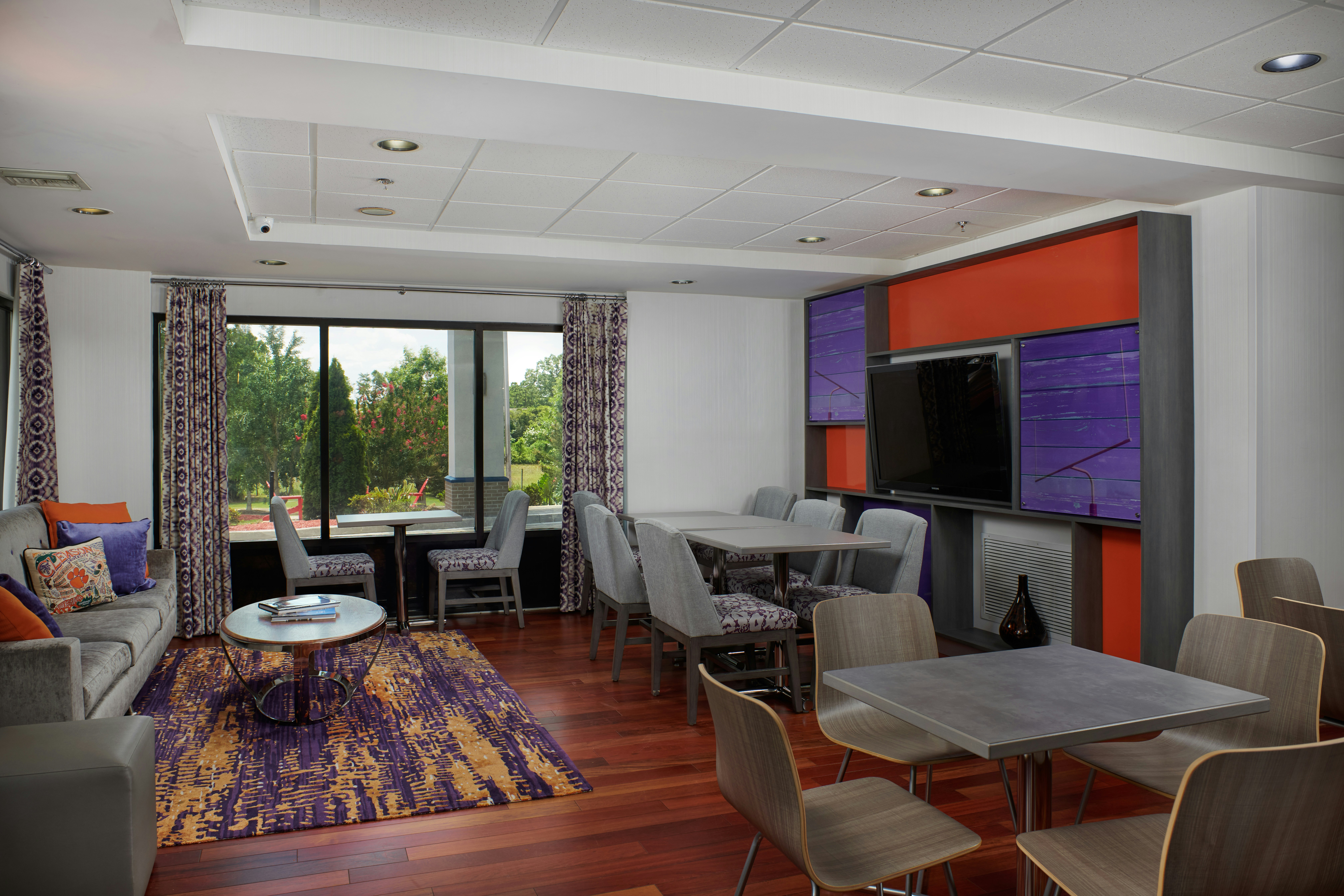 Hampton Inn Clemson-University Area 18/20