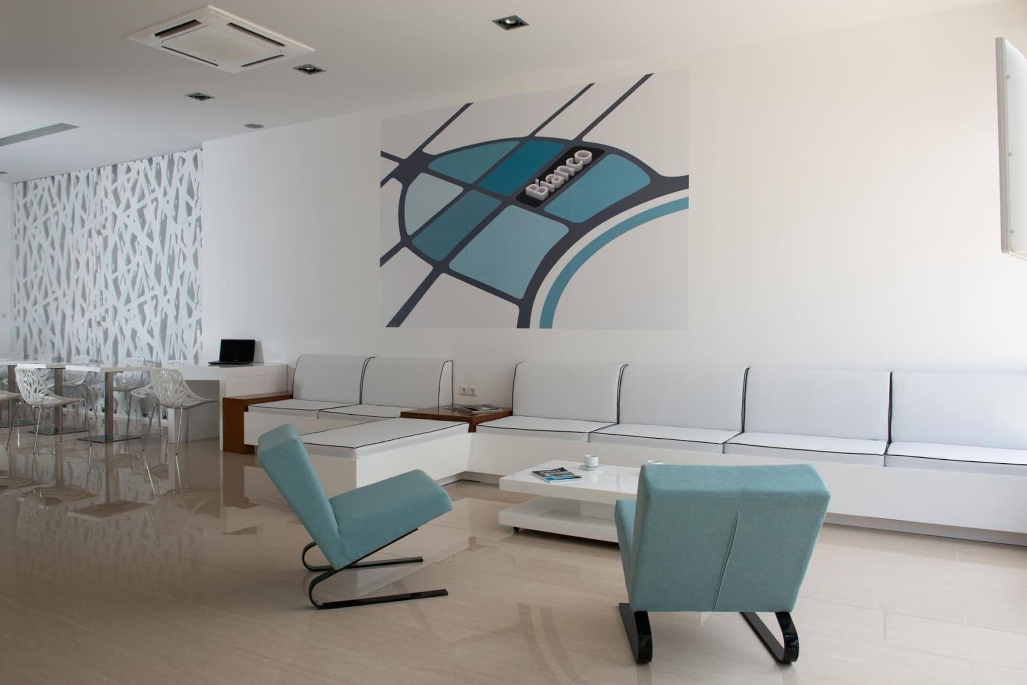 Bianco Hotel 43/49