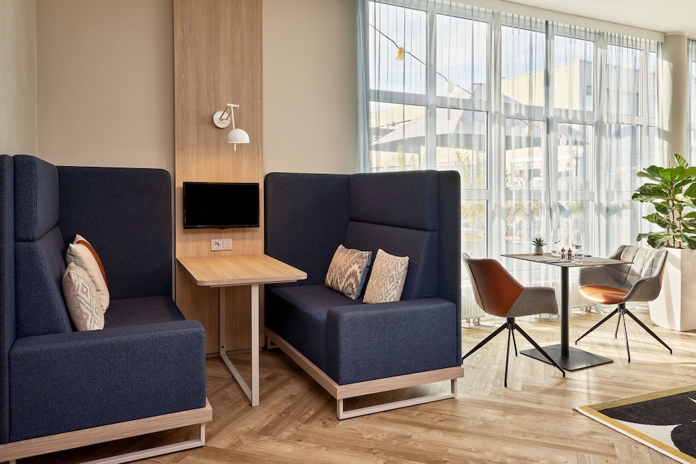 Courtyard by Marriott Dortmund 26/48