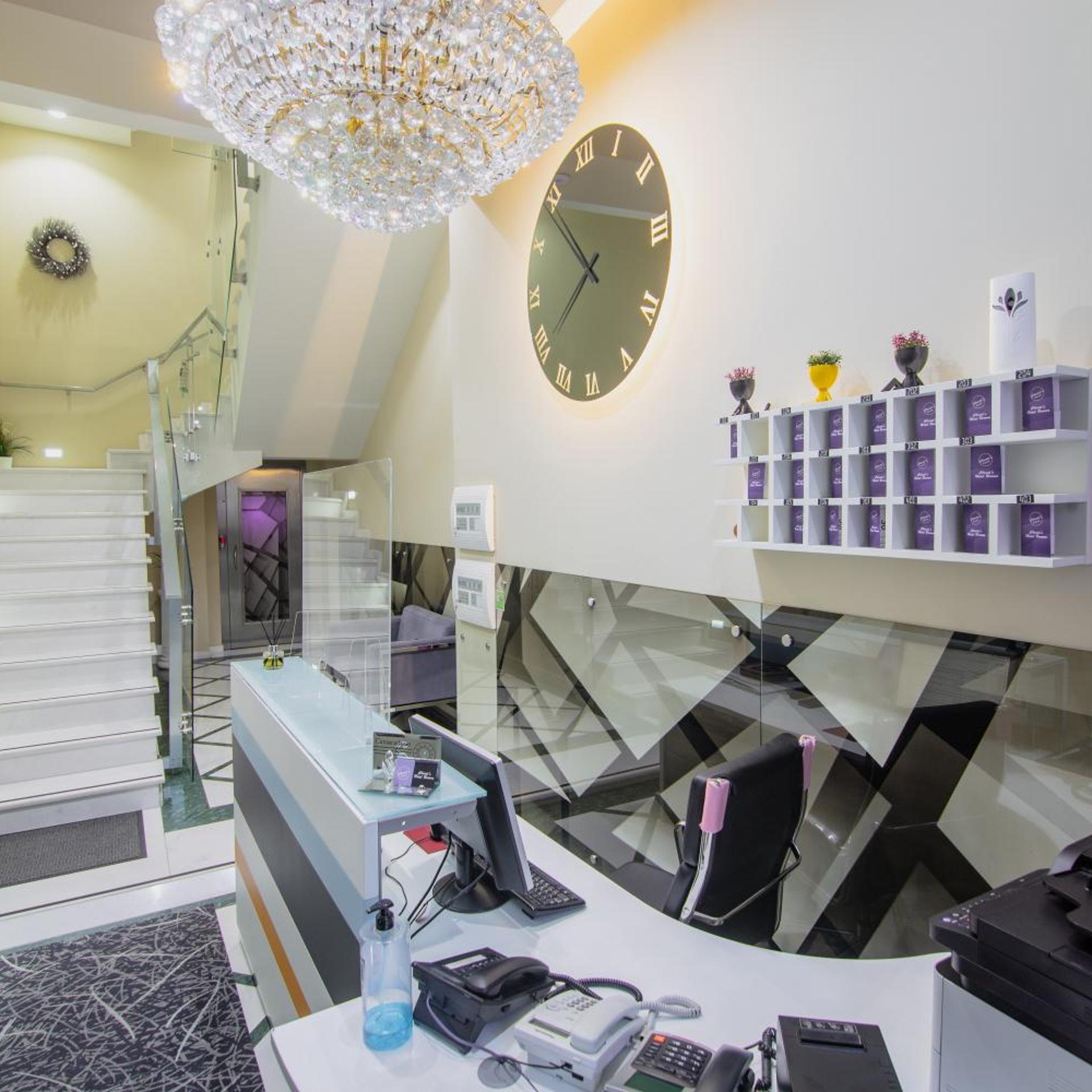 Christi's Hotel Borova 56/60