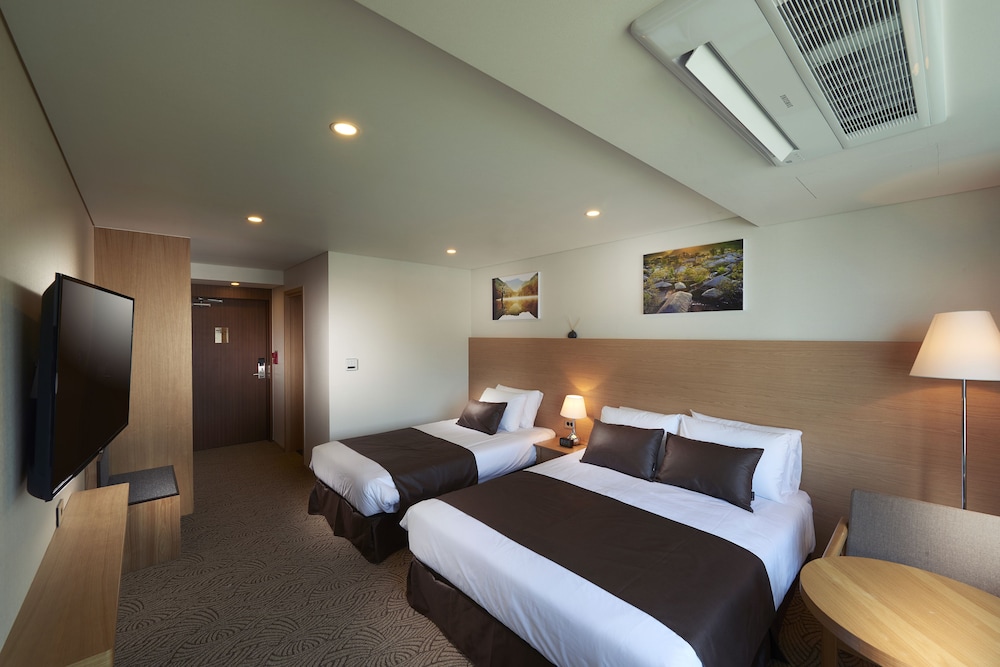 Benikea Jungmun Hotel 11/50