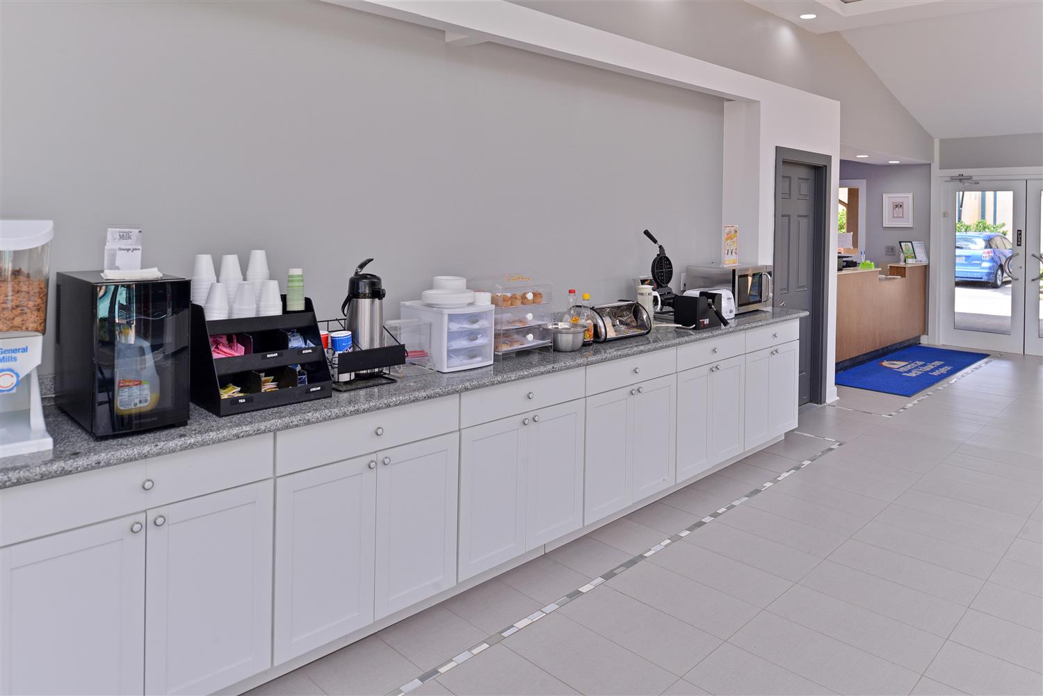 Americas Best Value Inn Angleton 8/21