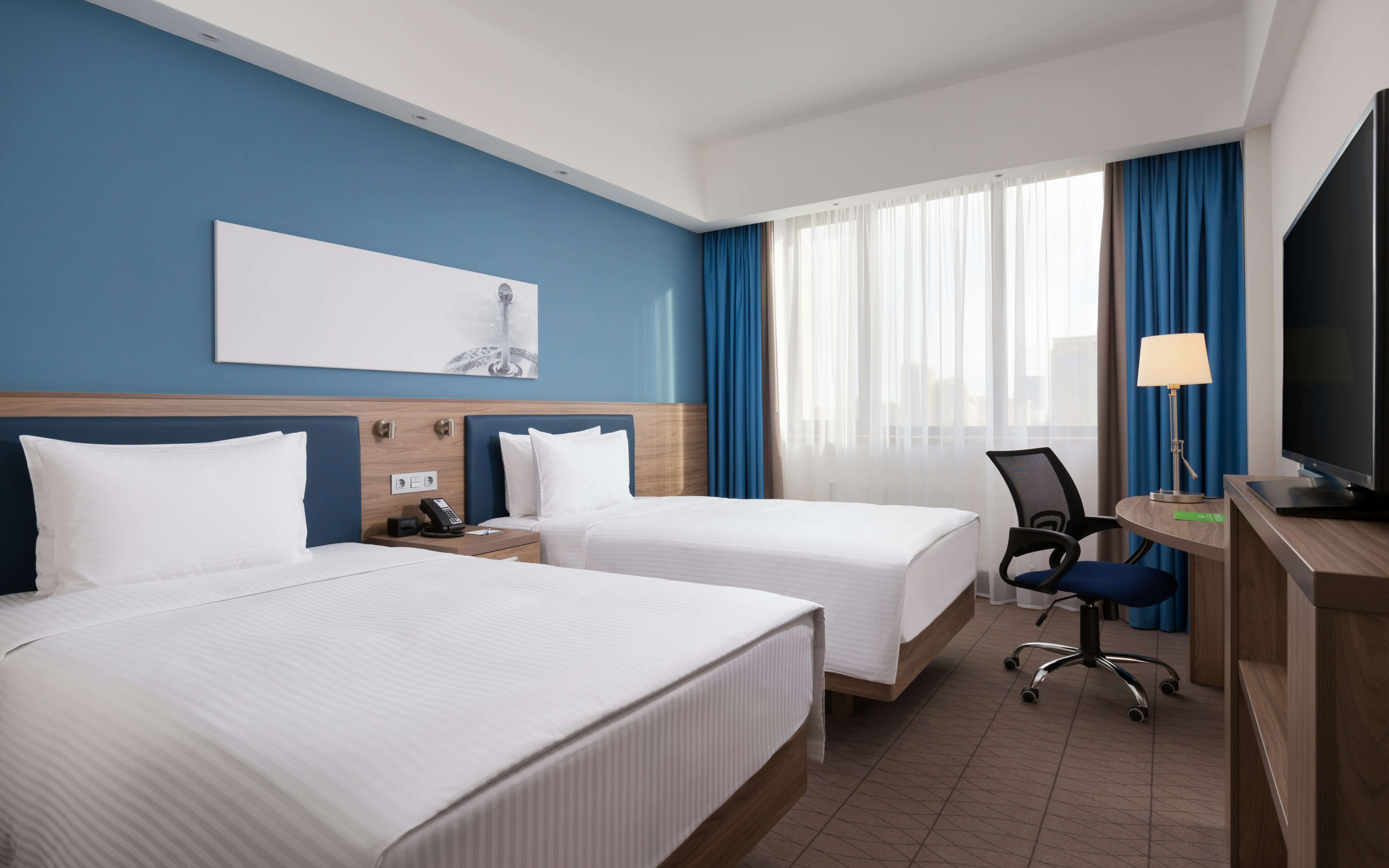ROOM, TWIN BEDS