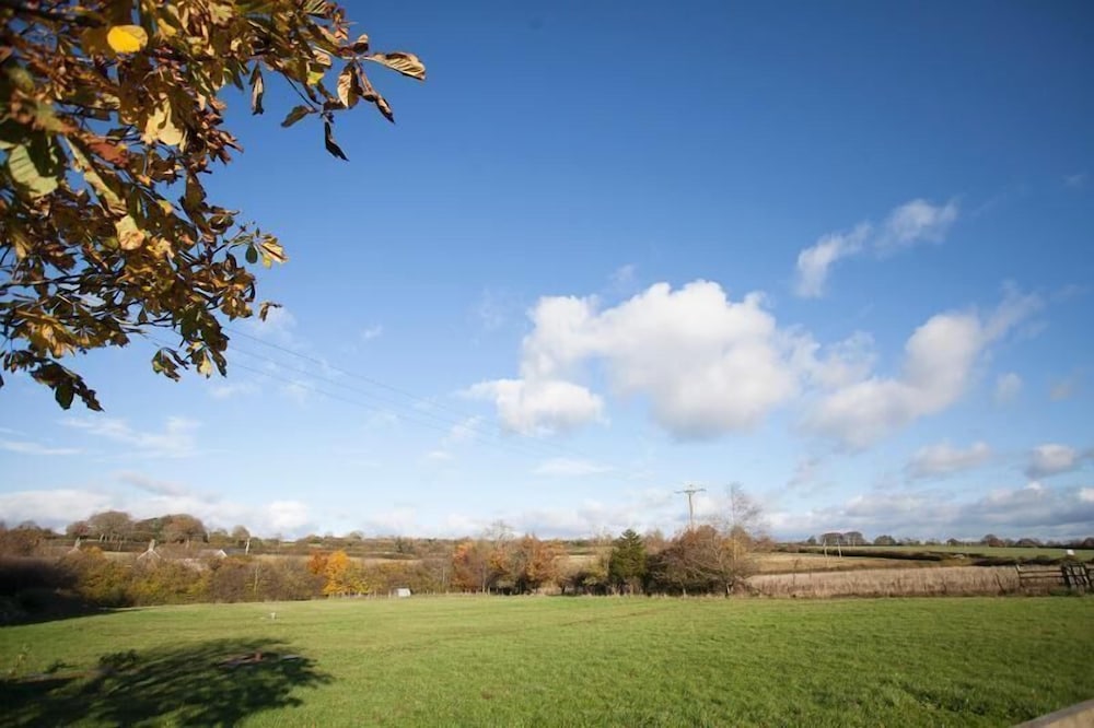 Hillcroft Self Catering 48/50
