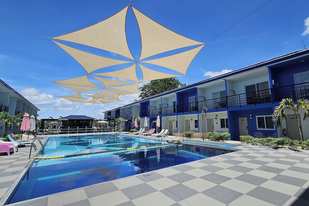 Casa Blu Hotel & Resort by ZUZU 58/61