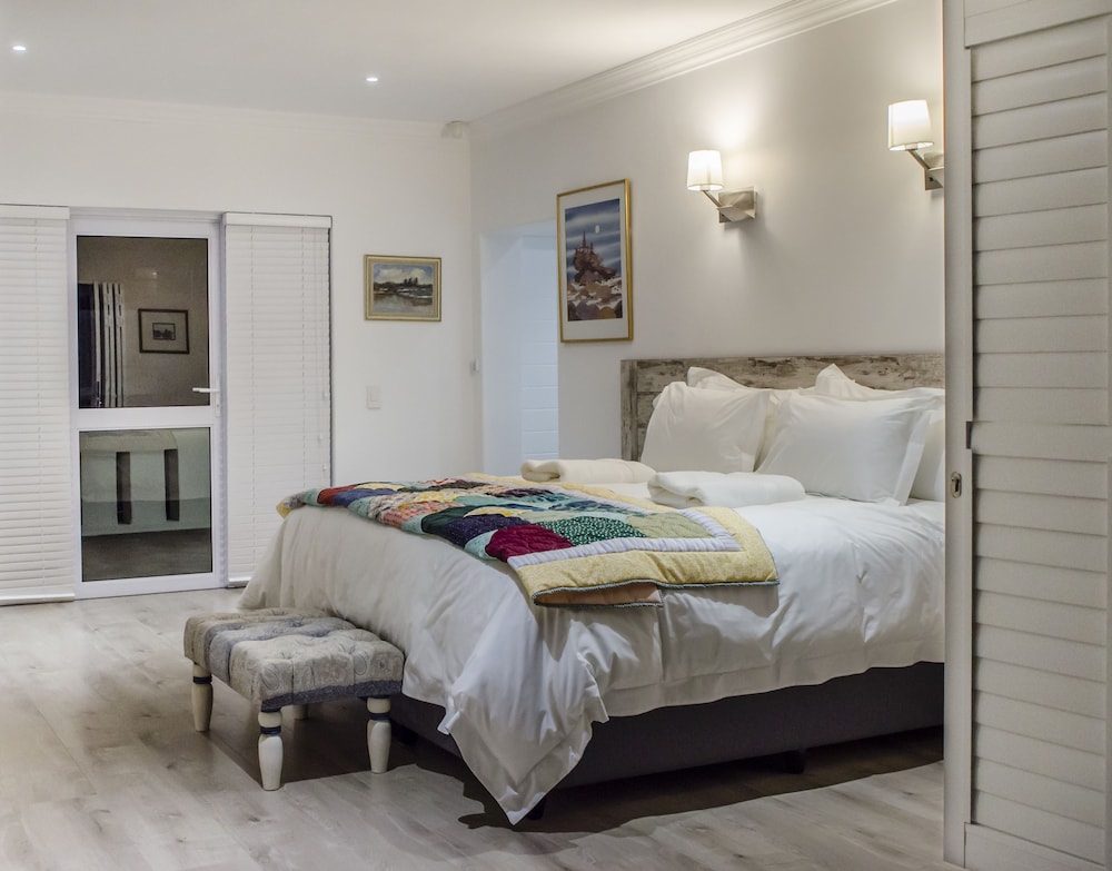Somerset View Guest House 9/31