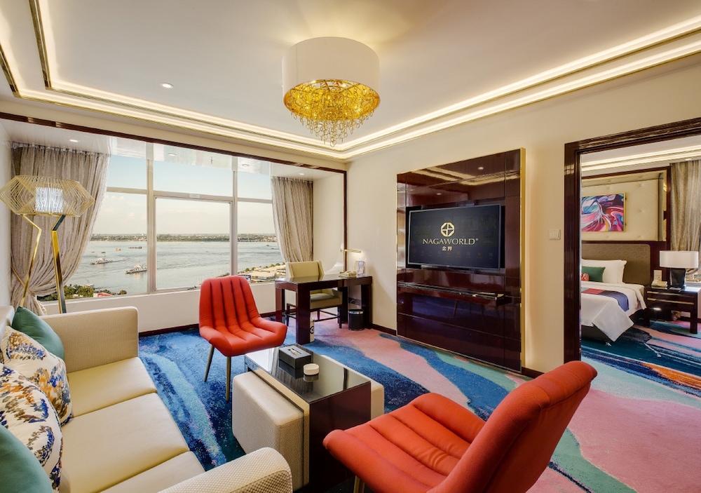 NagaWorld Hotel & Entertainment Complex 29/50