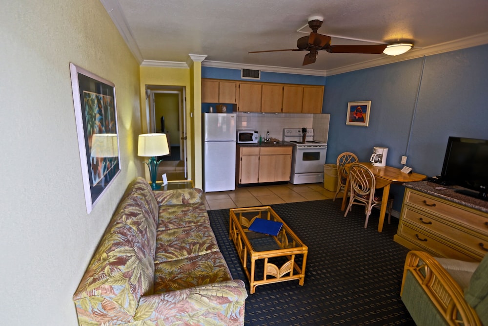 Shoreline Island Resort Exclusively Adult 26/50