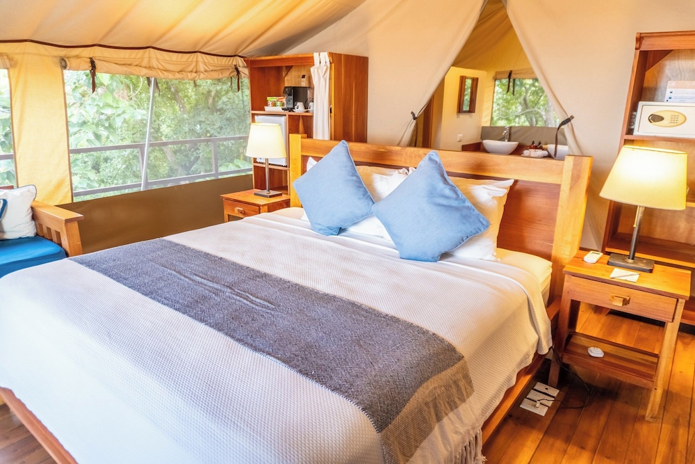 Isla Chiquita Glamping Hotel 4/50