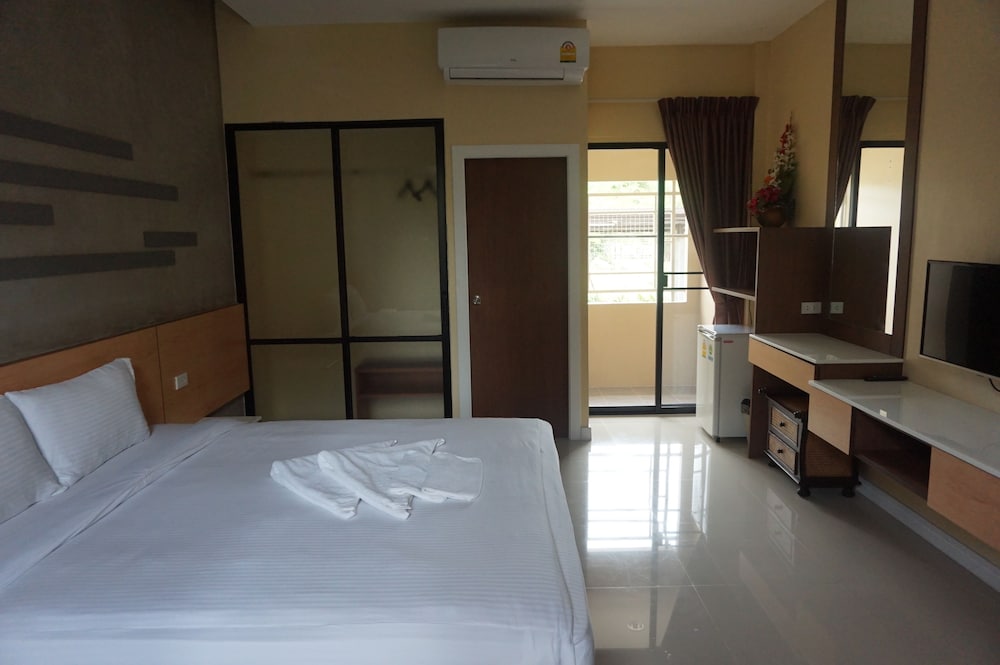 Mila Garden Hotel 21/34