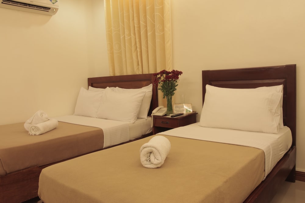 Ipil Suites Puerto Princesa 11/40