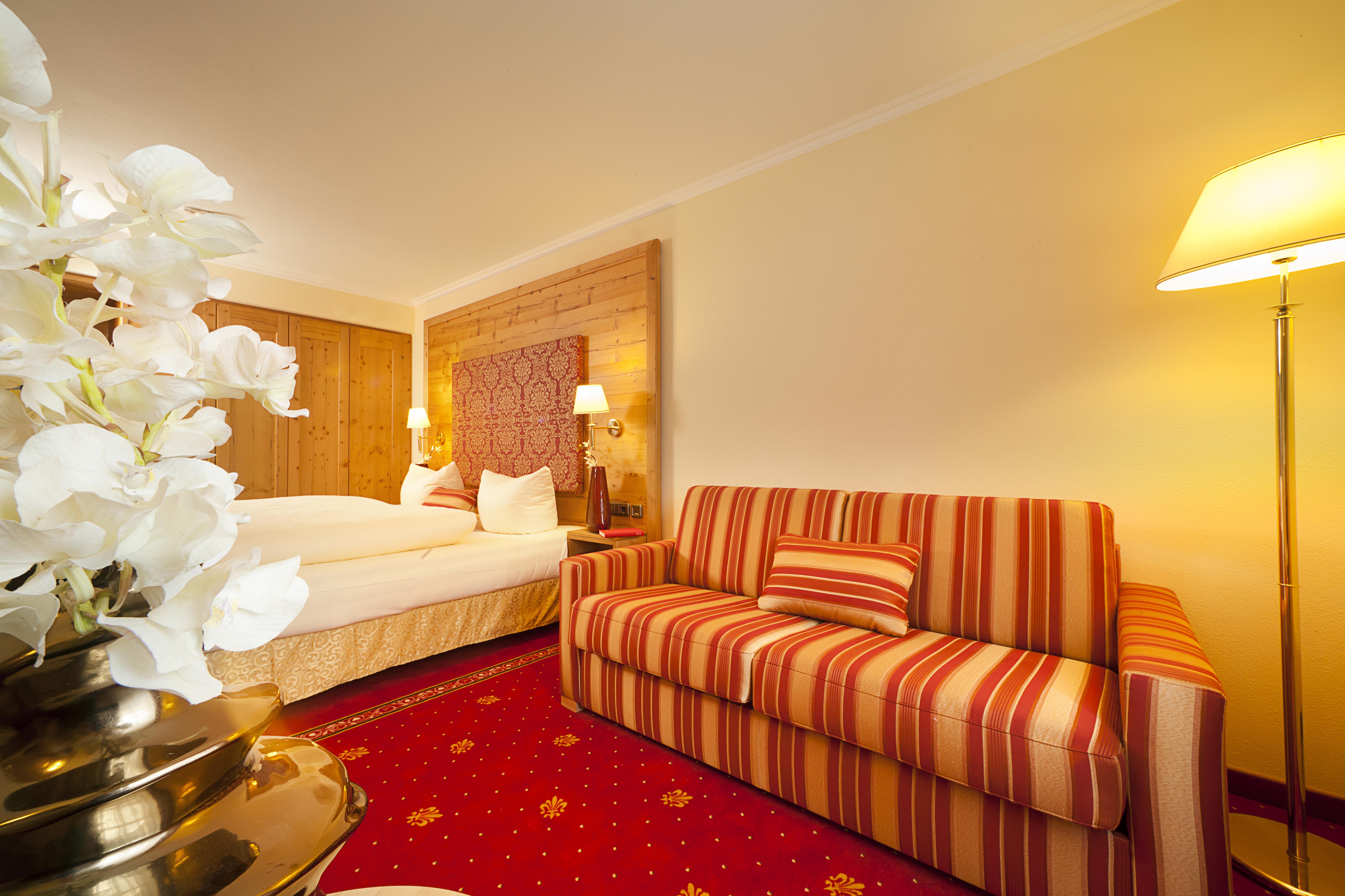 غرفة كومفورت ثلاثية بحوض استحمام، Hotel Schlosskrone 3/4