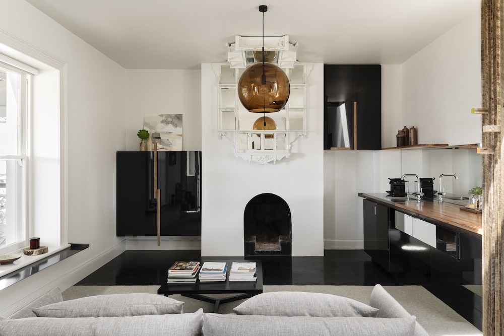 DRIFT HOUSE 58/69