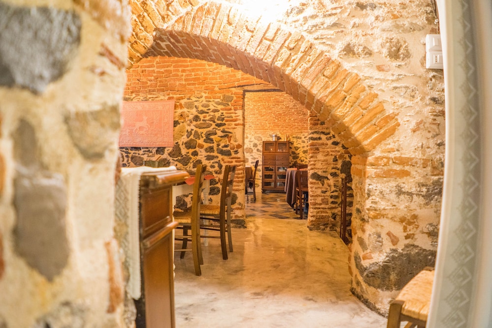 Albergo Diffuso Mannois 35/50