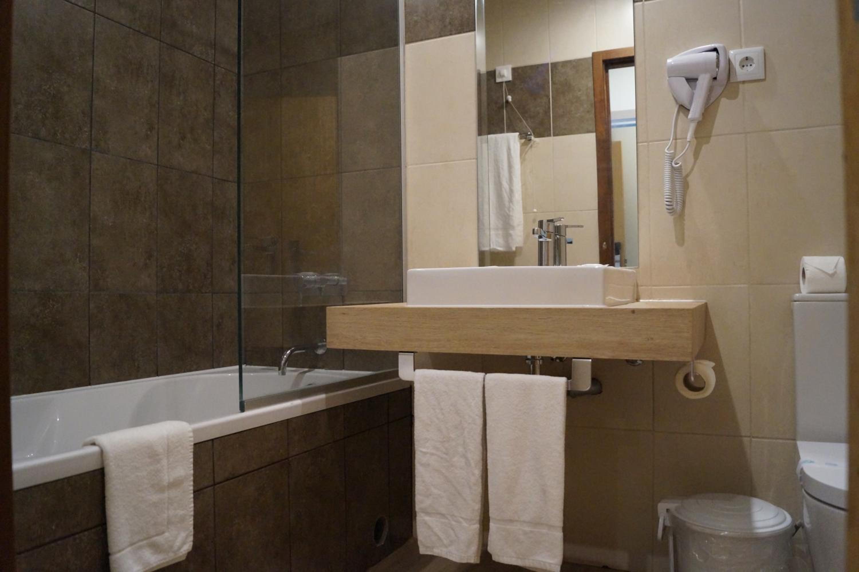 Angra Central Hotel 35/40