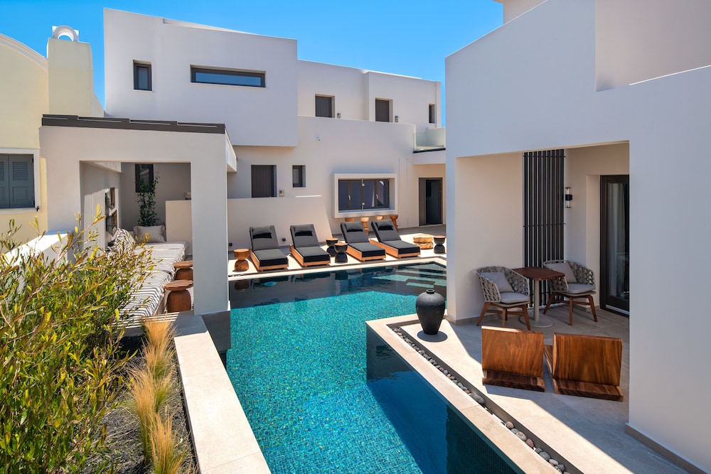 Uma Ray Suites 27/34