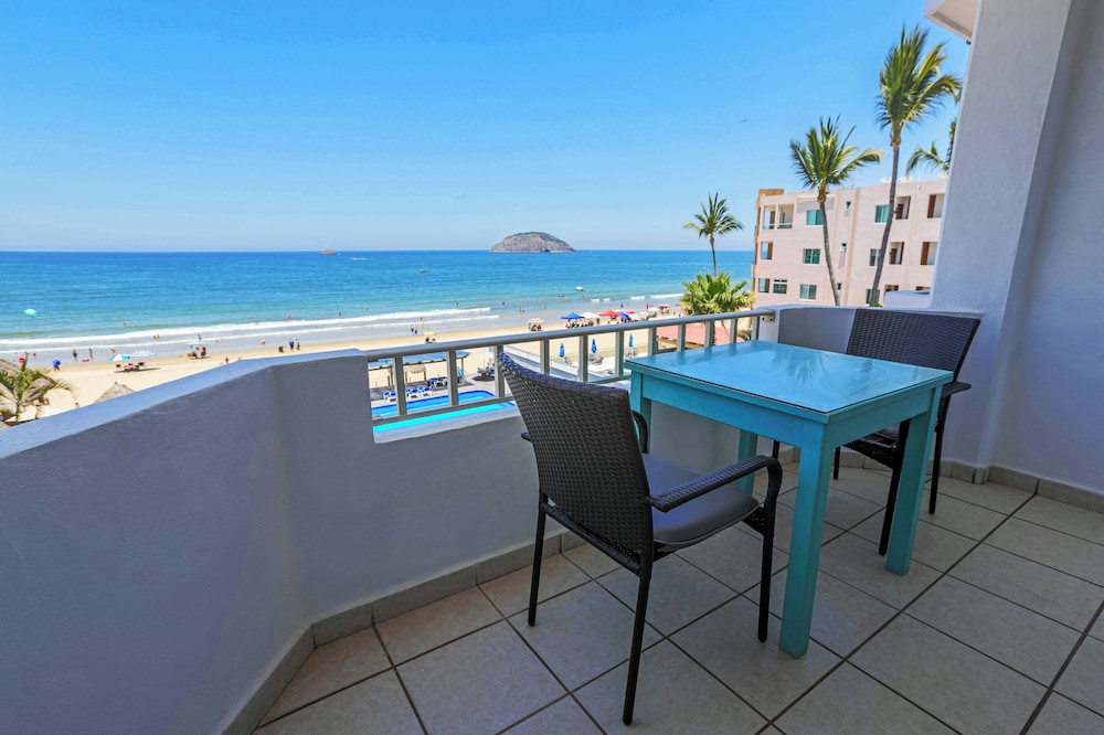 Torreblanca Beach Hotel and Suites Guayabitos - Desayuno y Comida 23/34