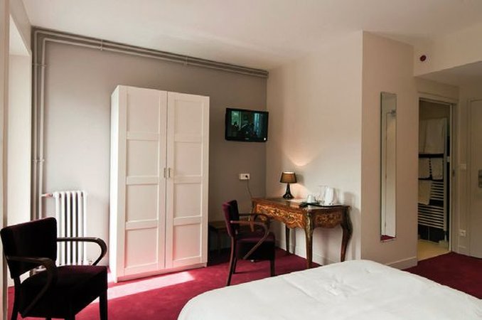 Hotel Bristol Reims 7/38